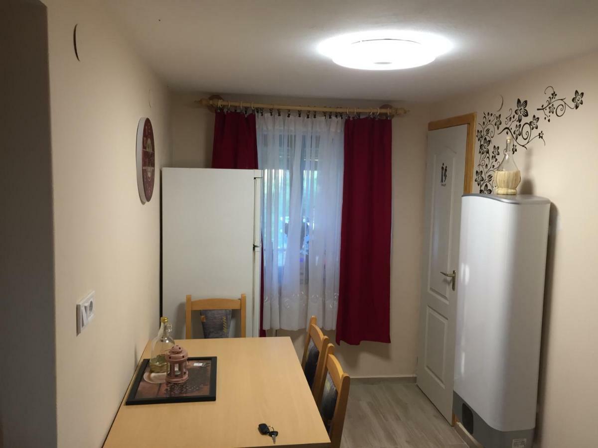 Apartmán Izabella Vendeghaz Somlo Doba Exteriér fotografie